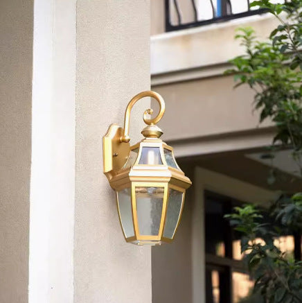 Moderne Nordisk Rund Court Vanntett Glass Hardware 1-Lys Vegglampe For Utendørs Patio | Skanto