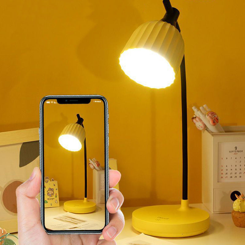 Skanto | Moderne Minimalistisk Rund Brettet ABS LED Bordlampe For Stuen