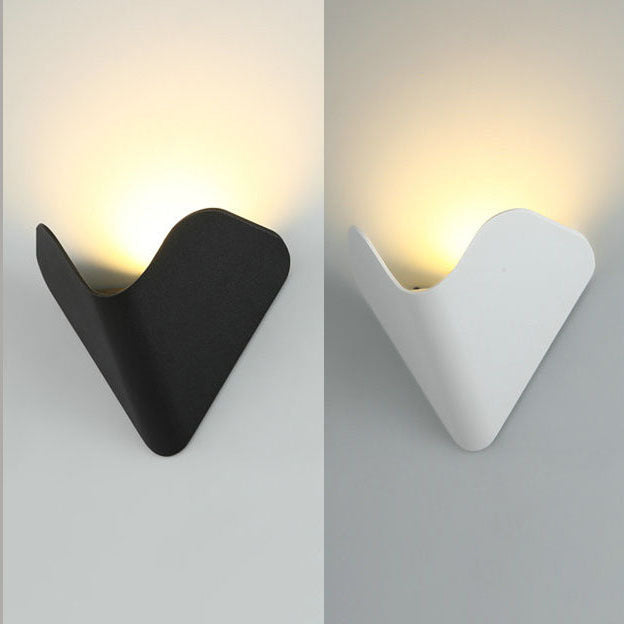 Moderne Minimalistisk Trekant Fuglerede Halv Sirkel Vanntett Aluminium LED Vegglampe For Utendørs Patio | Skanto