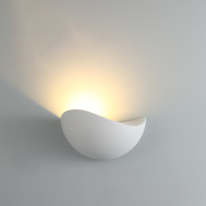 Moderne Minimalistisk Trekant Fuglerede Halv Sirkel Vanntett Aluminium LED Vegglampe For Utendørs Patio | Skanto