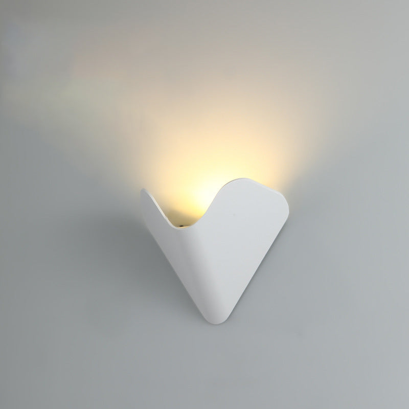 Trekantet, halvsirkelformet LED-vegglampe i fugleredeform av vanntett aluminium til terrassen