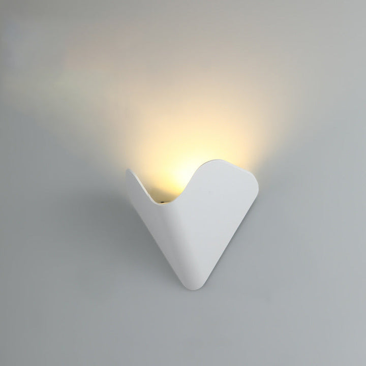 Trekantet, halvsirkelformet LED-vegglampe i fugleredeform av vanntett aluminium til terrassen