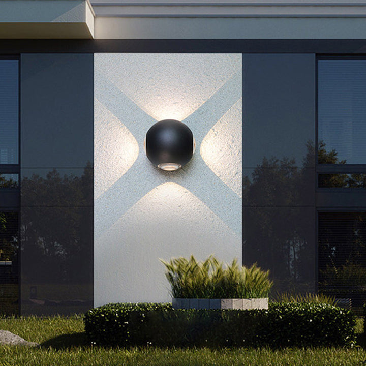 Moderne Minimalistisk Rund Kvadratisk Orb Linse Aluminium LED Vegglampe For Hage | Skanto