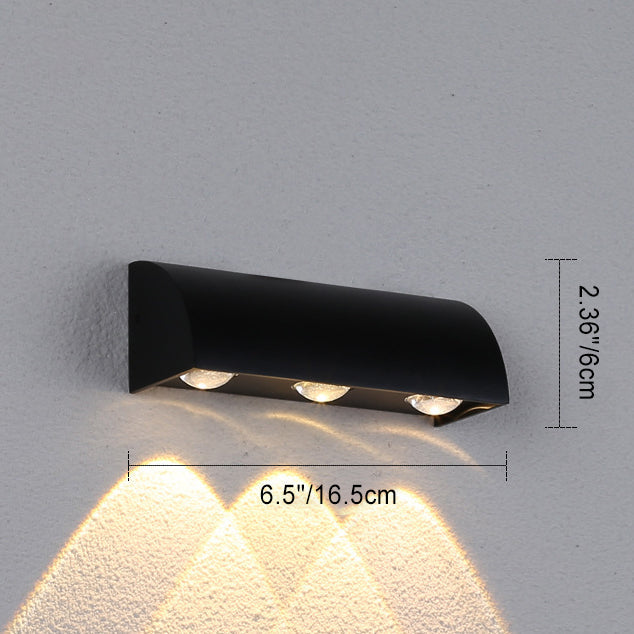 Moderne Enkelthet Vanntett Buet Sylinderformet Aluminium PC LED Vegglampe For Utendørs Terrasse | Skanto