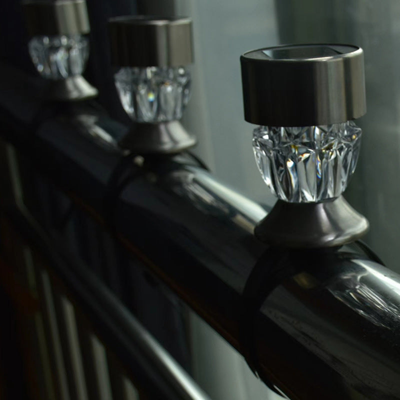 Moderne Enkelhet Sol Vannavvisende PP Rustfritt Stål Diamant Sylinder LED Landskapsbelysning Utendørs Lys For Hage | Skanto