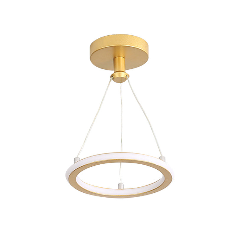 Skanto | Moderne Nordisk Rund Metall Silica LED Semi-Flush Mount Taklampe for Korridor