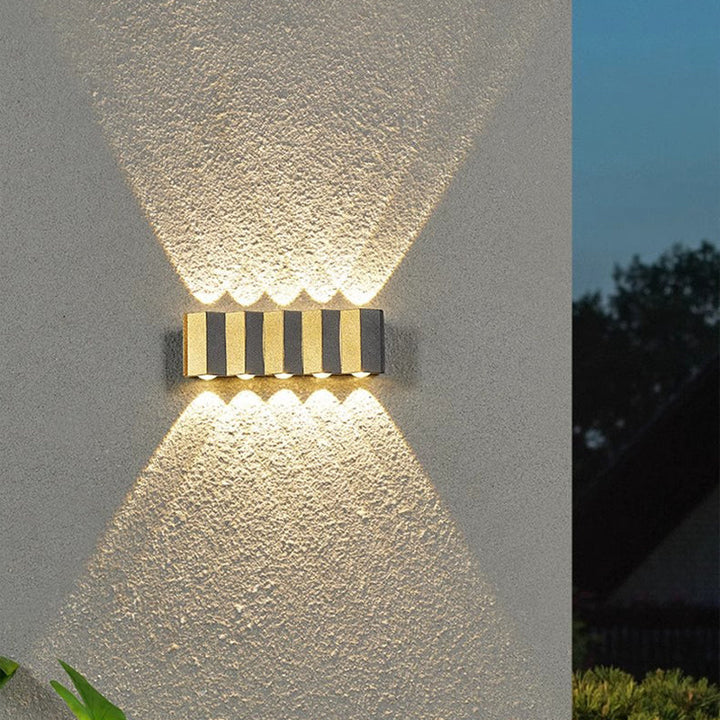 Moderne Enkelhet Vanntett Aluminium Rektangulær Bøyd Opp Og Ned LED Vegglampe For Utendørs Patio | Skanto