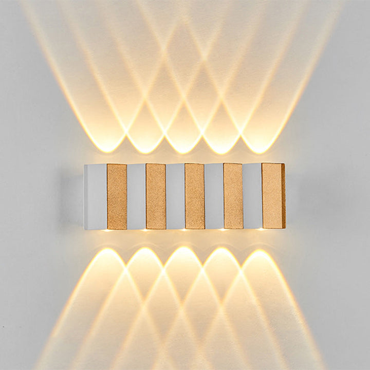 Moderne Enkelhet Vanntett Aluminium Rektangulær Bøyd Opp Og Ned LED Vegglampe For Utendørs Patio | Skanto