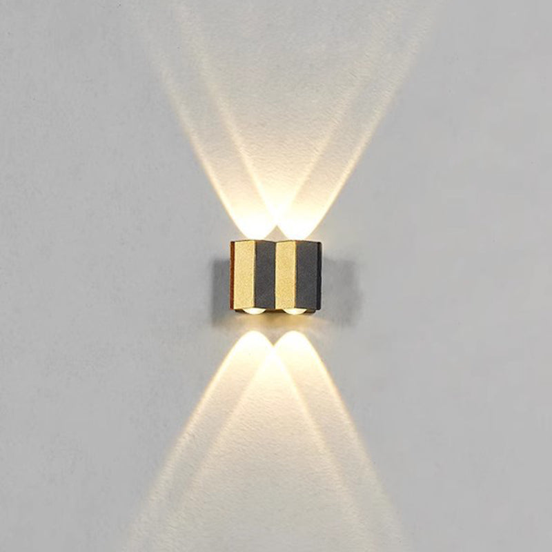 Moderne Enkelhet Vanntett Aluminium Rektangulær Bøyd Opp Og Ned LED Vegglampe For Utendørs Patio | Skanto
