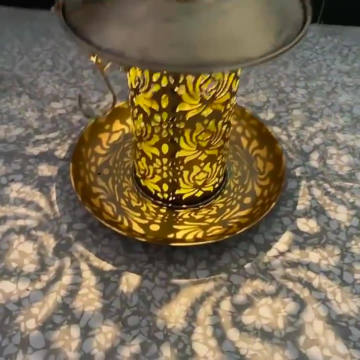 Moderne Retro Solar Vanntett Jern Fuglemater Hengende Uhullet Lantern LED Utendørs Lys Landskapsbelysning For Hage | Skanto