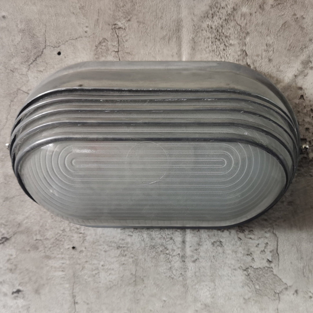 Moderne Industriell Vanntett Aluminiums Glass Frosted Oval Stripet 1-Lys Vegglampe For Utendørs Terrasse | Skanto