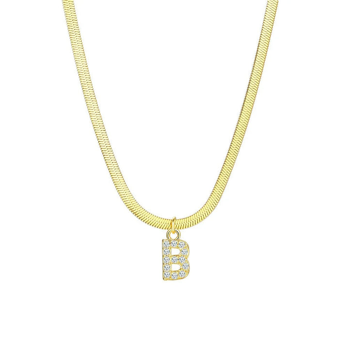 Skanto | Delikat Diamant Bokstav Initial Herringbone Halskjede