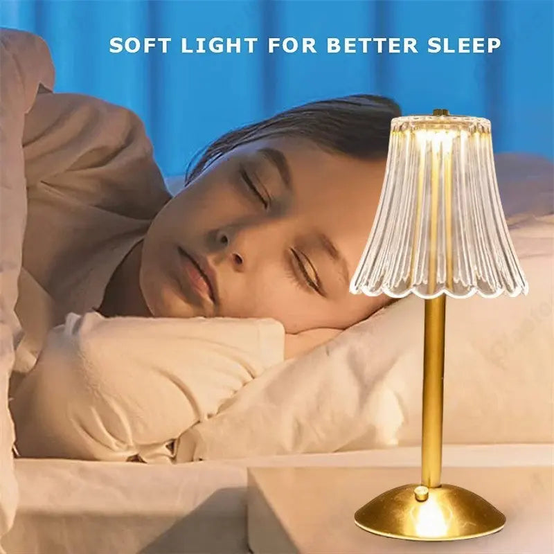 Trådlampe med krystaldekor og dimbar belysning - GlamLight | Skanto