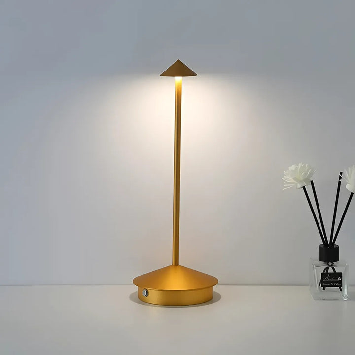 Shanghai Modern Bordlampe - Elegant Svensk Design Stil | Skanto
