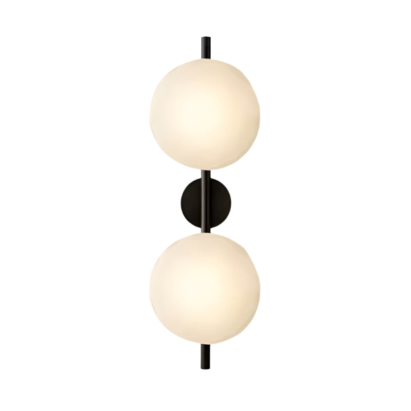 Skanto | Rund Glass Vegglampe i Skandinavisk Design