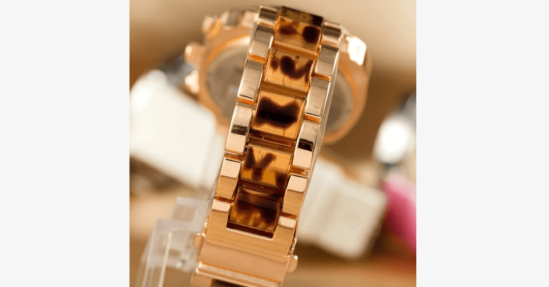Skanto | Daring Girlfriend Watch - For the Daring and Beautiful Women