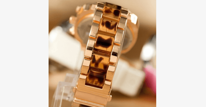 Skanto | Daring Girlfriend Watch - For the Daring and Beautiful Women