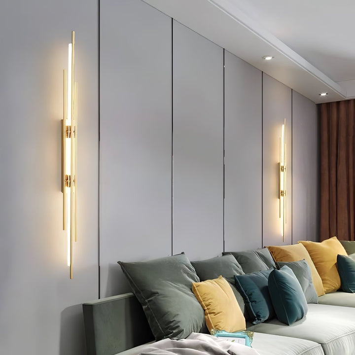 Skanto | LuxeAura – Opulent Gold Vegglampe for Elegante Rom