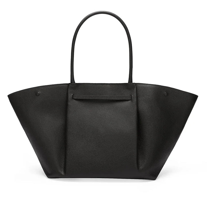 Skanto | Tassa Luksuriøs Overdimensjonert Skulderveske med Gullspenne – Elegant Minimalistisk Tote for Kvinner