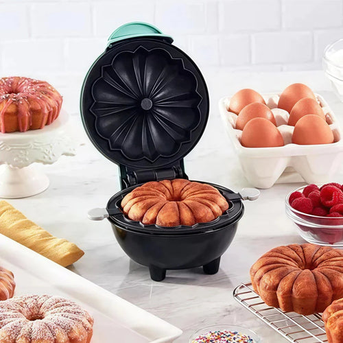 Skanto | Kompakt Mini Bundt Kake Maker med Non-Stick Belegg for Rask Godbit