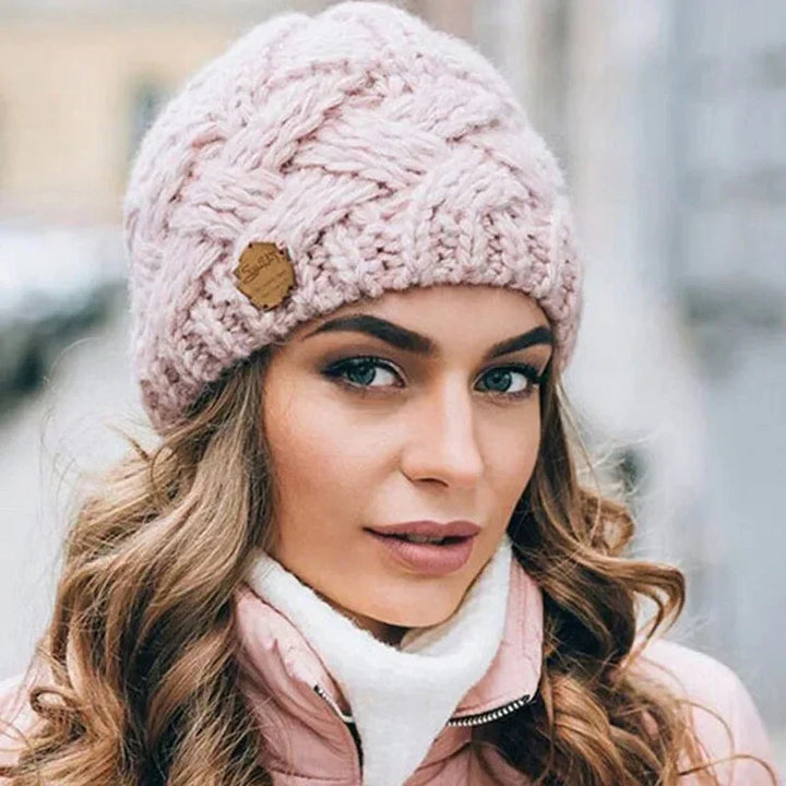 Weiche, gestrickte Wintermütze für Damen und Herren