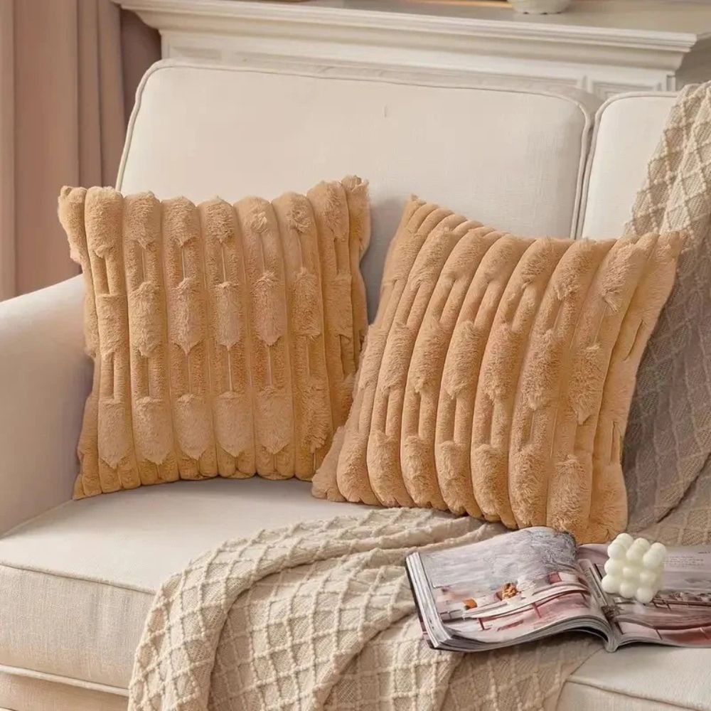 Skanto | Calm Weave Plush Cushion Cover