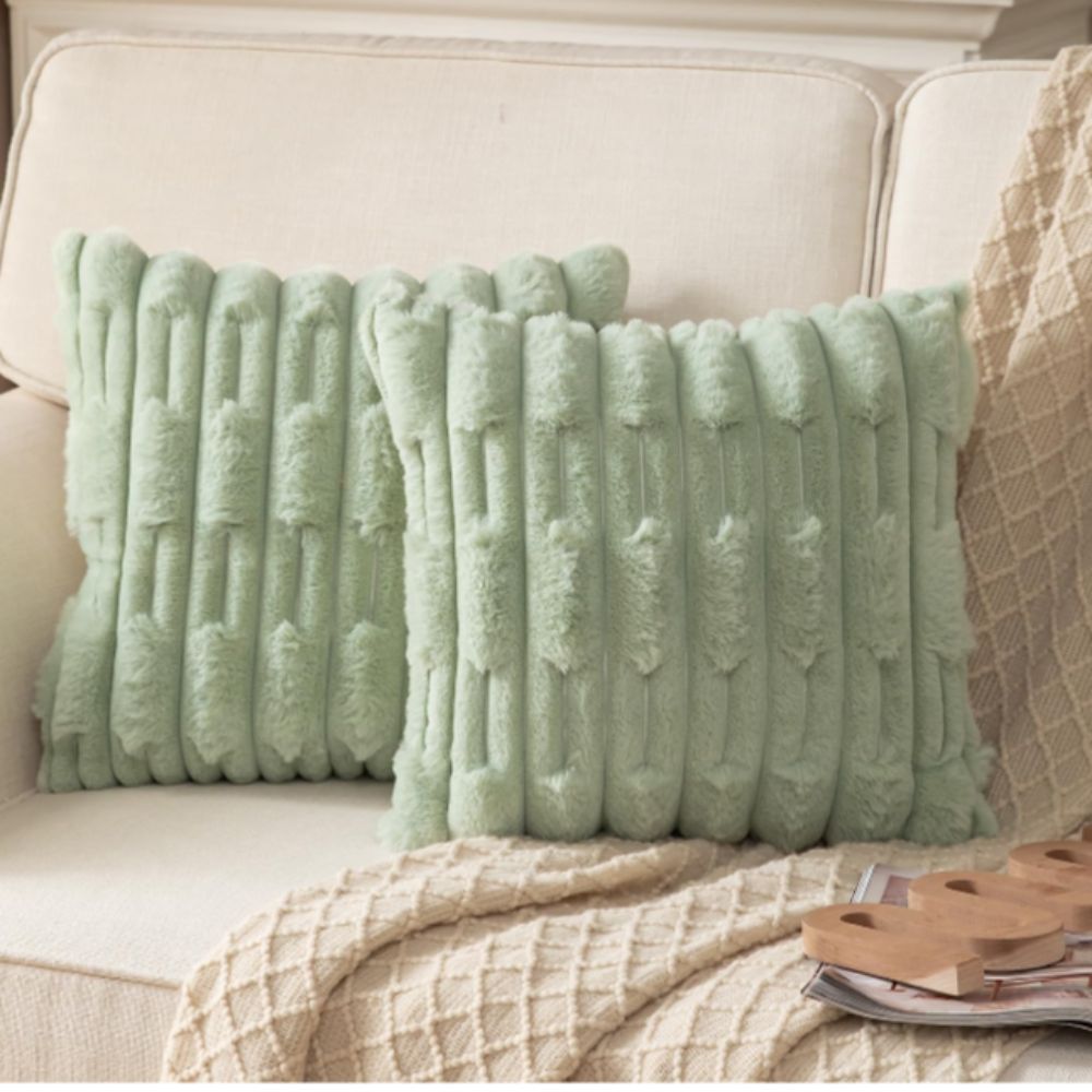 Skanto | Calm Weave Plush Cushion Cover