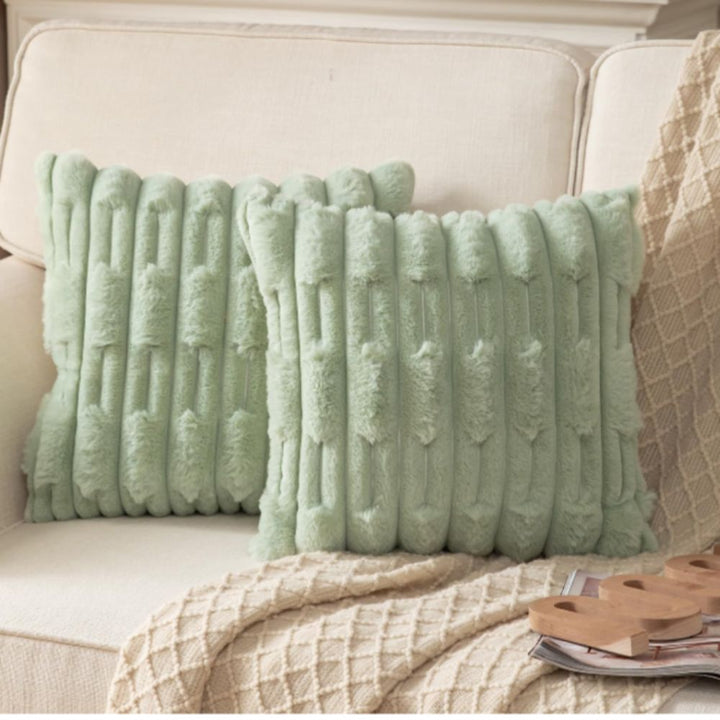 Skanto | Calm Weave Plush Cushion Cover