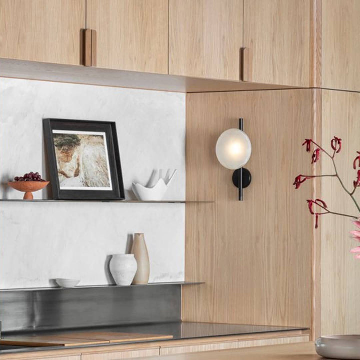 Skanto | Rund Glass Vegglampe i Skandinavisk Design
