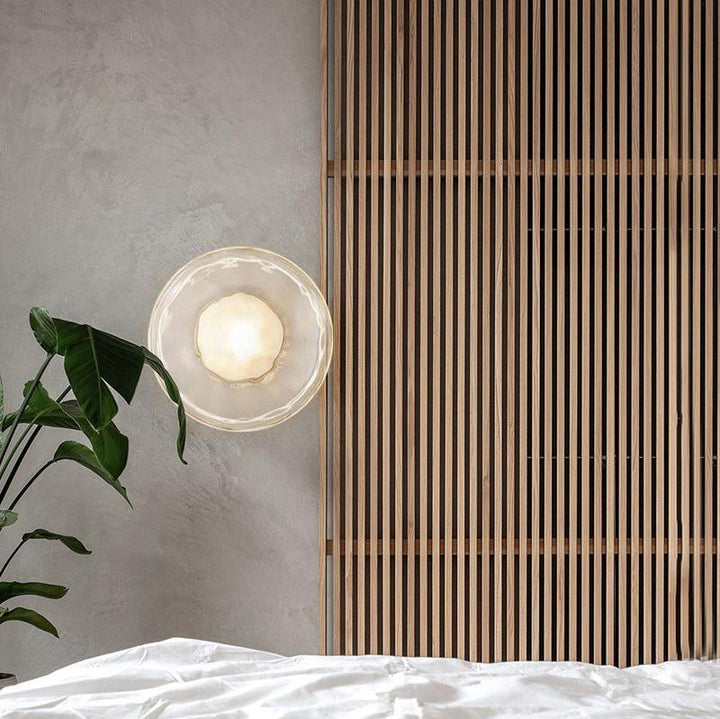 Skanto | Rund Glass Vegglampe i Skandinavisk Design