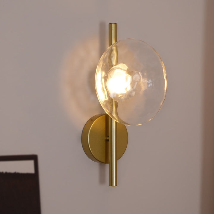 Skanto | Rund Glass Vegglampe i Skandinavisk Design