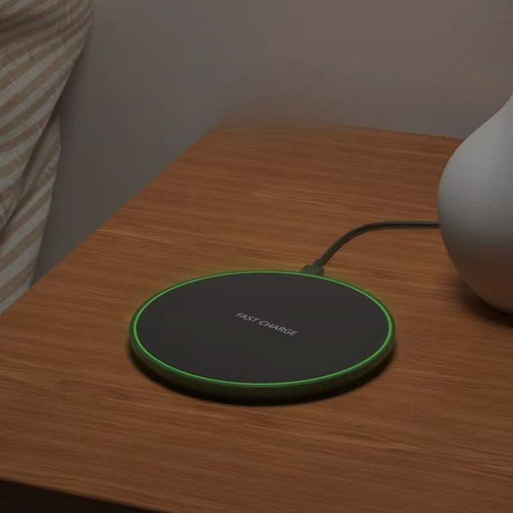 Skanto | Rask trådløs lader 15W for iPhone & Android