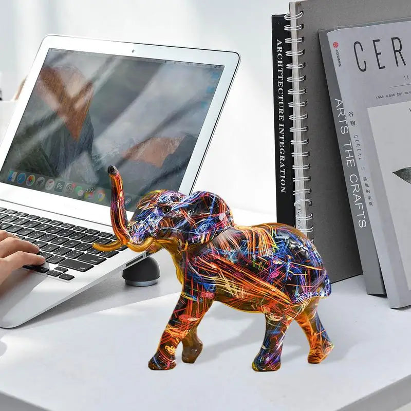 Skanto | ColorTrunk Livlig Elefant Skulptur Unik Vågal Design