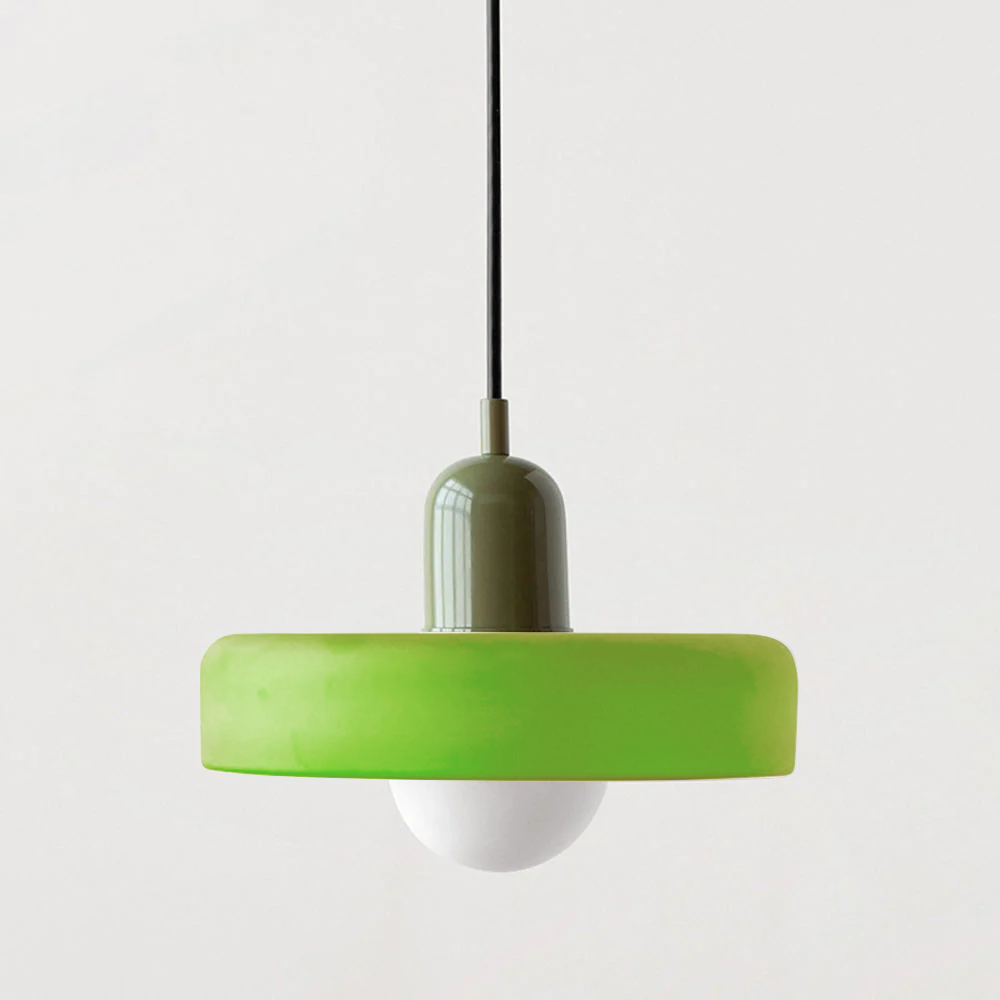 Bunte Glas-Pendelleuchte im Bauhaus-Stil