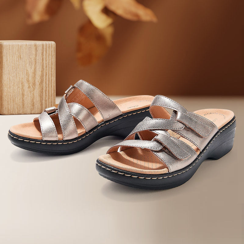 Skanto | Behagelige Kose Sandaler