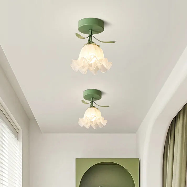 Skanto | Mini Pendellampe med Floral Motif Klassisk Eleganse i Moderne Form
