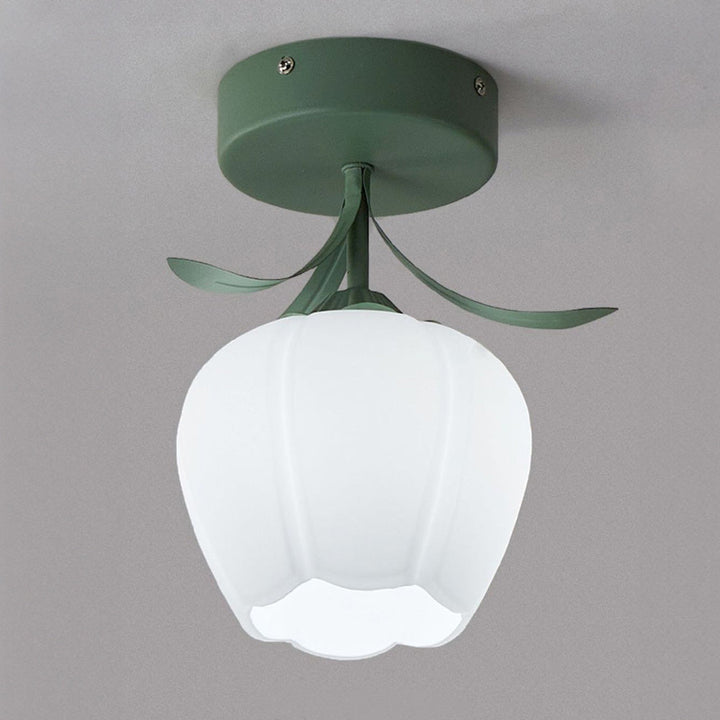 Skanto | Taklampe med blomstret glasskjermdesign