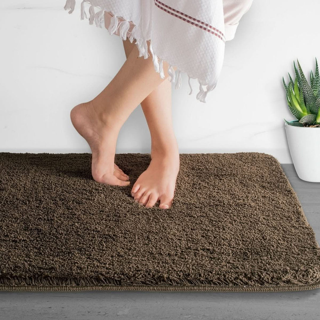 Skanto | Tørking & Antiskli | Moderne Baderomsmatte i Skandinavisk Stil