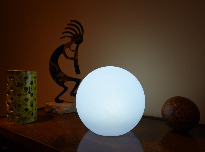 Skanto | Moon Battery LED Innendørs & Utendørs Bordlampe