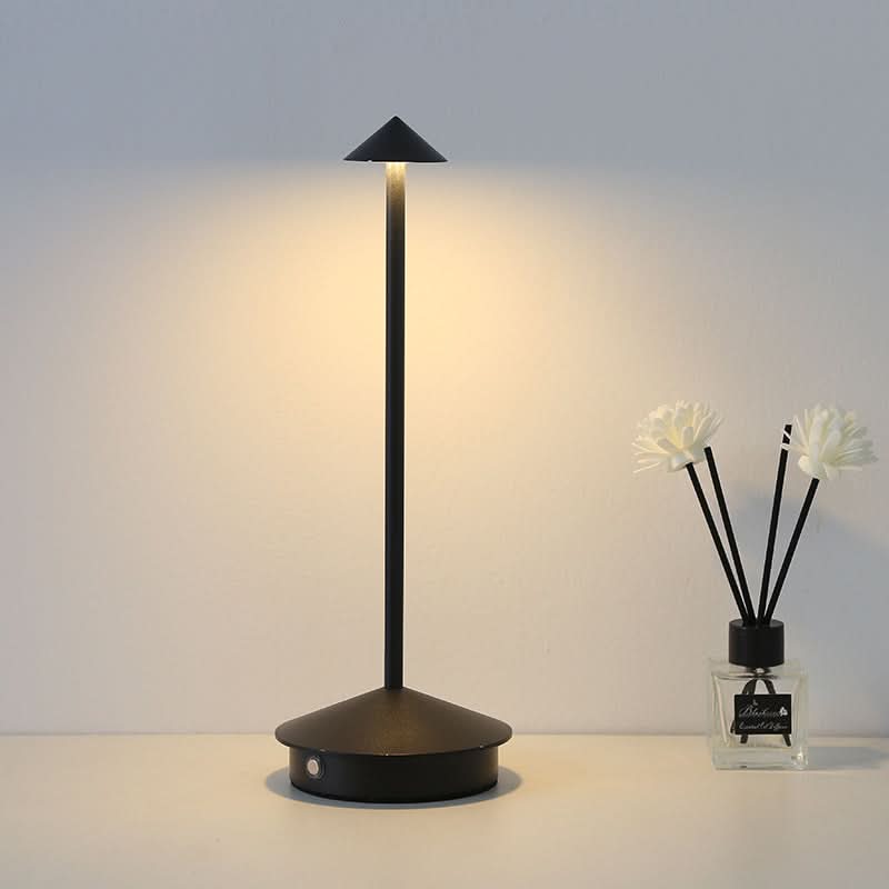 Skanto | OxaLED Bærbar Trådløs Oppladbar Bordlampe