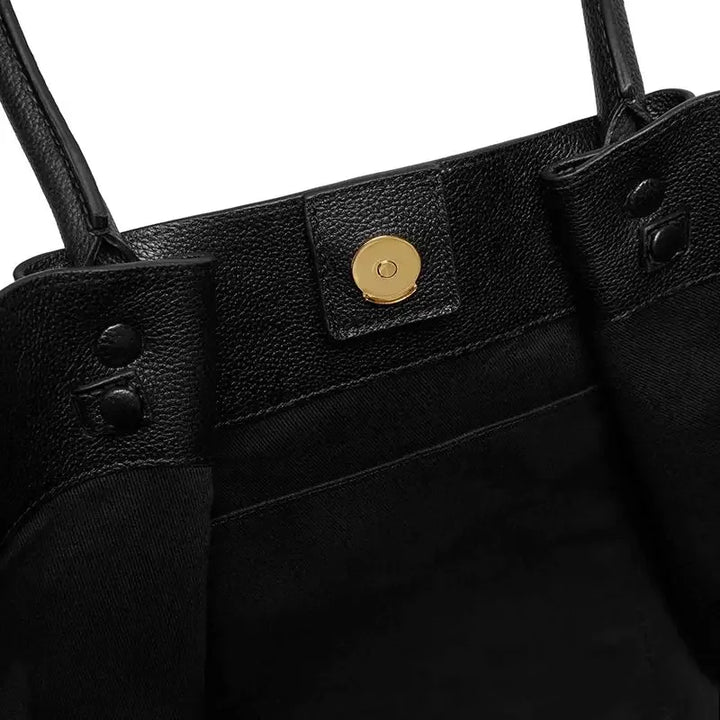 Skanto | Tassa Luksuriøs Overdimensjonert Skulderveske med Gullspenne – Elegant Minimalistisk Tote for Kvinner