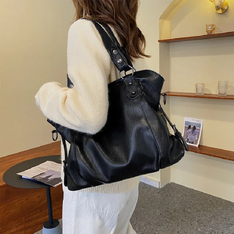 Skanto | Retro-inspirert tote bag med glatt imitasjonslær og klassisk sømdetaljering