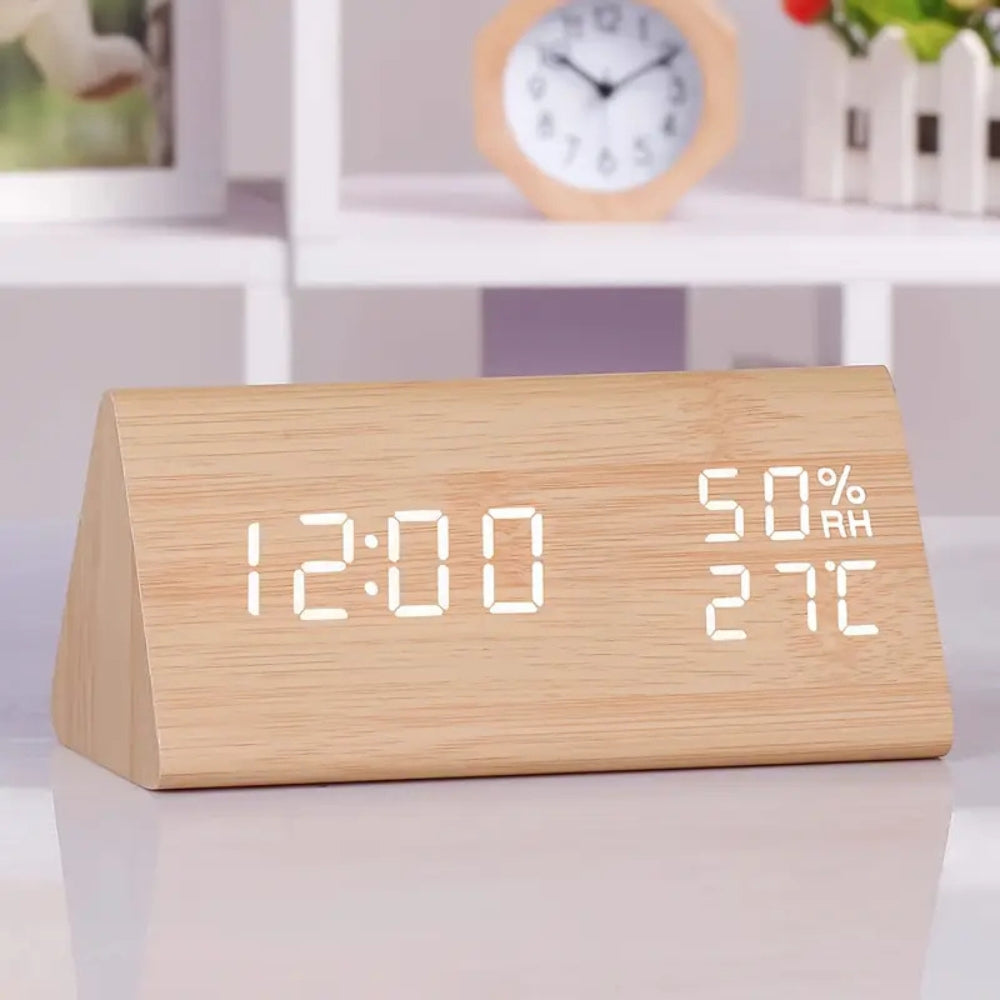 Skanto | Elora Tre LED Vekkerklokke Digital Skjerm