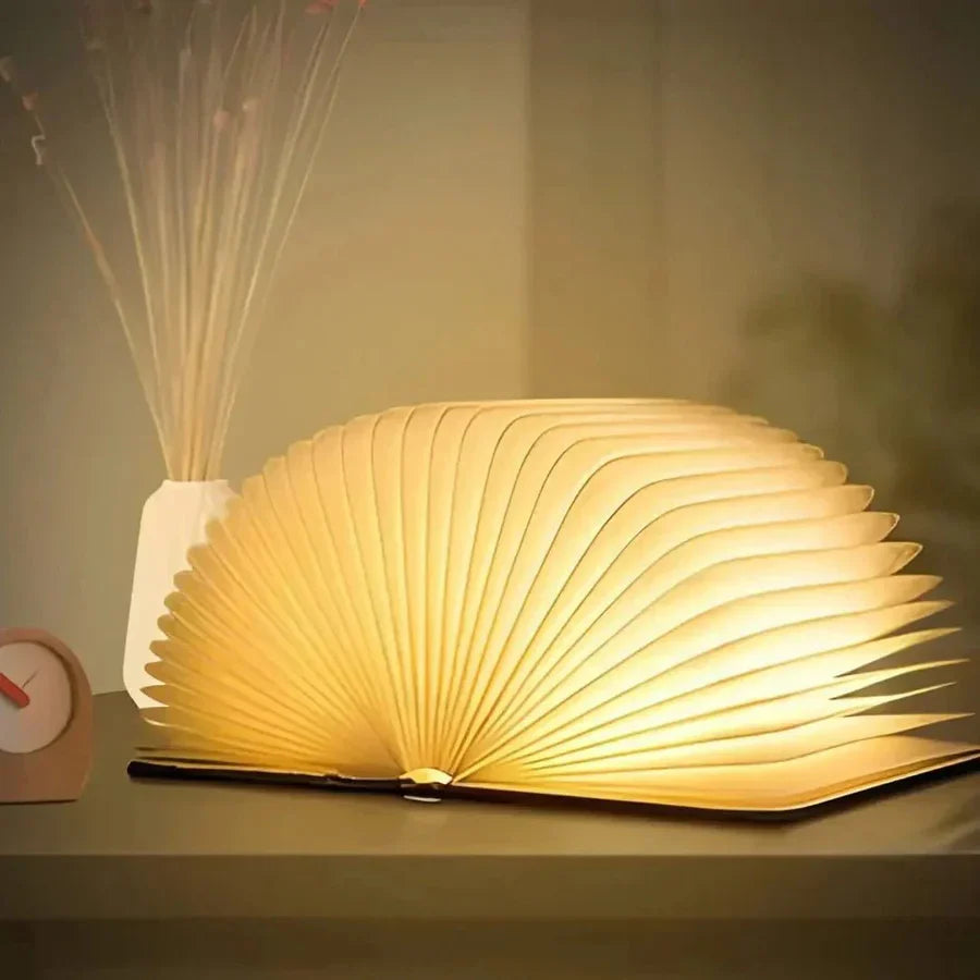 Brettbar Boklampen med Varm LED Belysning - StoryGlow | Skanto