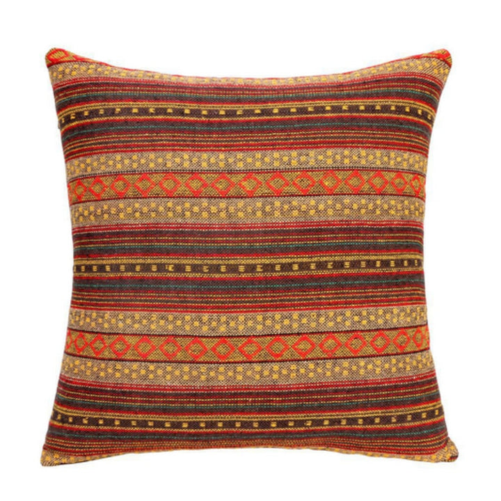Kissenbezug im Ethno-Boho-Stil mit geometrischen Mustern