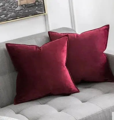 Skanto | VelvetLuxe – Elegant fløyelsputetrekk med raffinerte detaljer