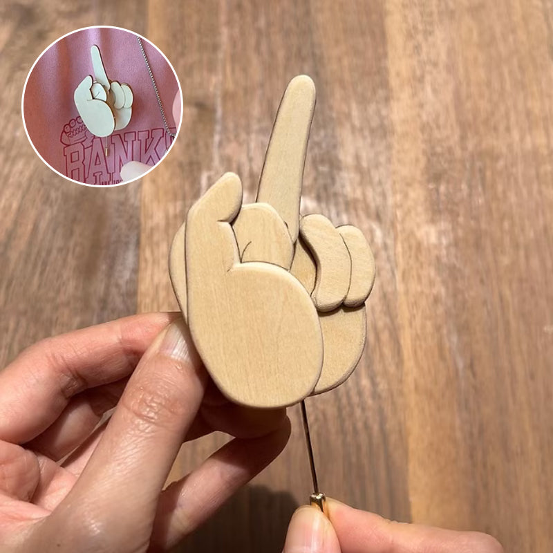 Skanto | Morsom Tre Finger Pin