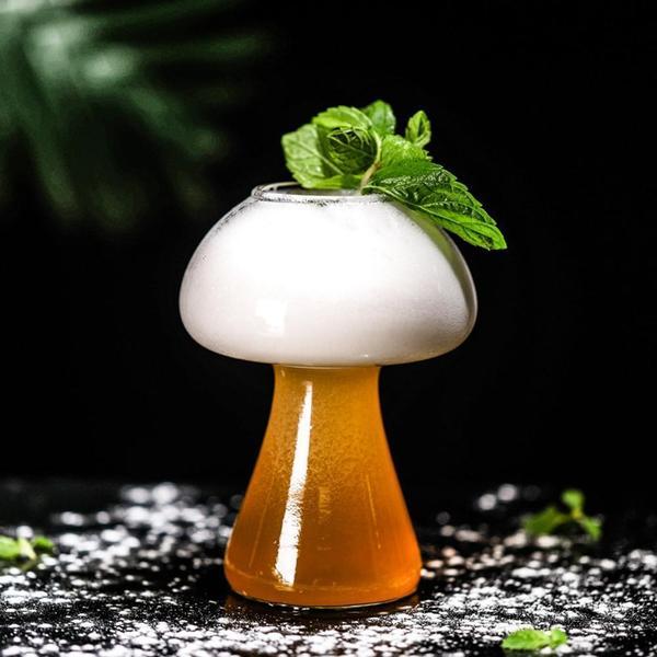 Fairy Mushroom Formet Cocktailglass | Skanto