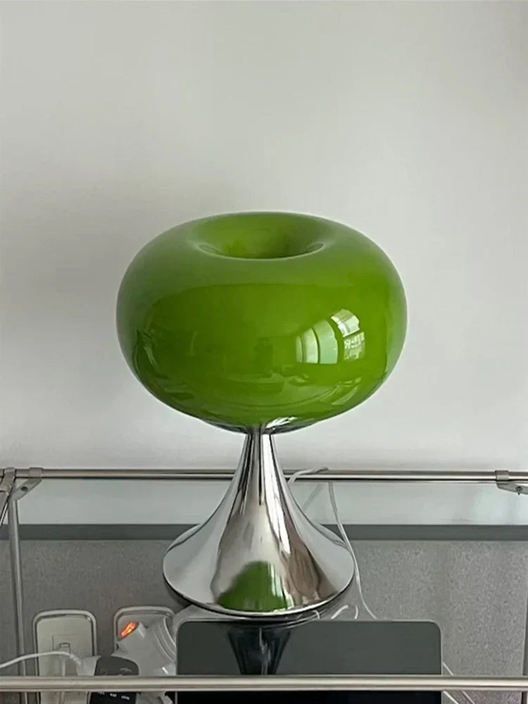 Skanto | FruitLume - Epleformet Bordlampe