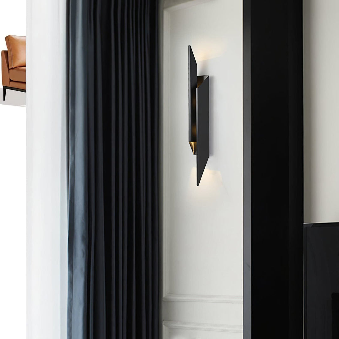 Skanto | Minimalistisk Vegglampe med Designakcent